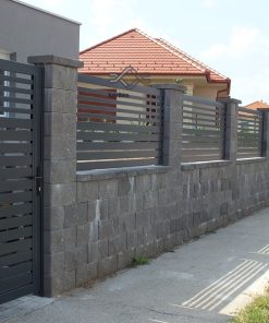 Modern fém kerítés, utcafronti kerítés